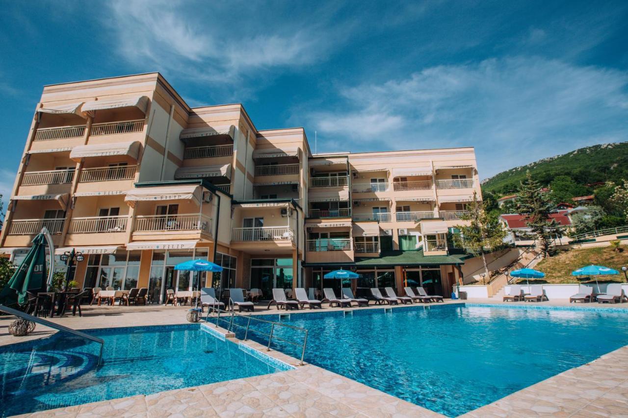 Hotel Filip Ohrid Bagian luar foto