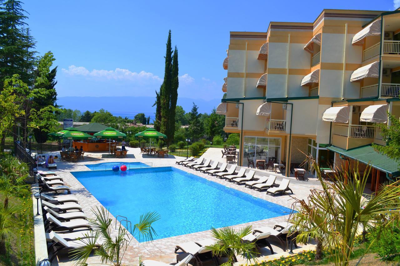 Hotel Filip Ohrid Bagian luar foto